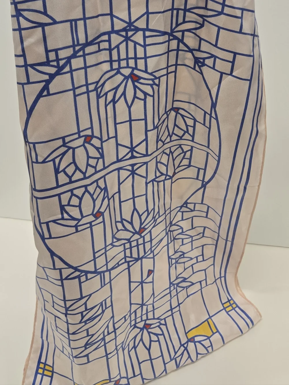 Frank‎ Lloyd Wright Signed Silk Scarf